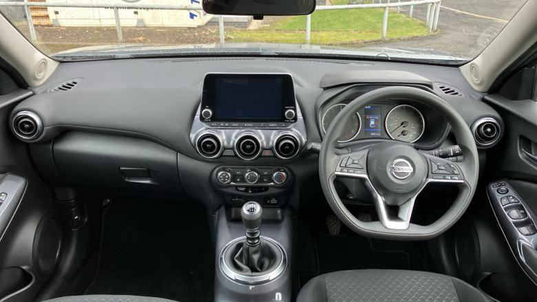 Nissan Juke 1.0 DiG-T 114 Acenta 5dr Petrol Hatchback